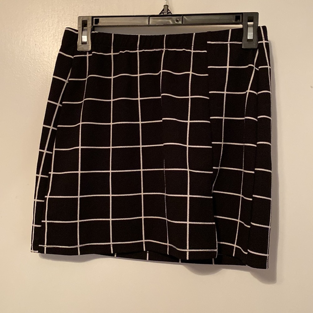 SHEIN Grid M-Slit Mini Skirt